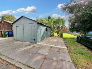 Photo 11- click for photo gallery